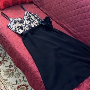 Party ready cocktail dress!